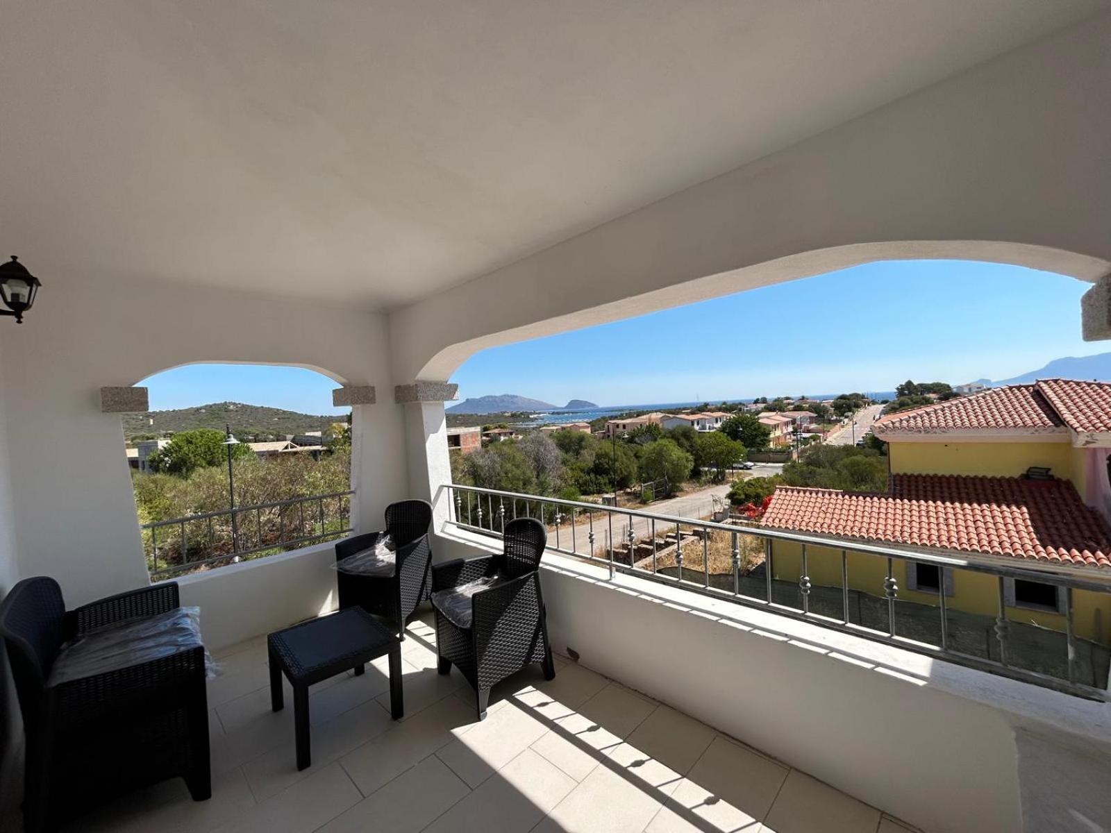 Ampio Bilo Bellissima Vista Mare B8 Olbia